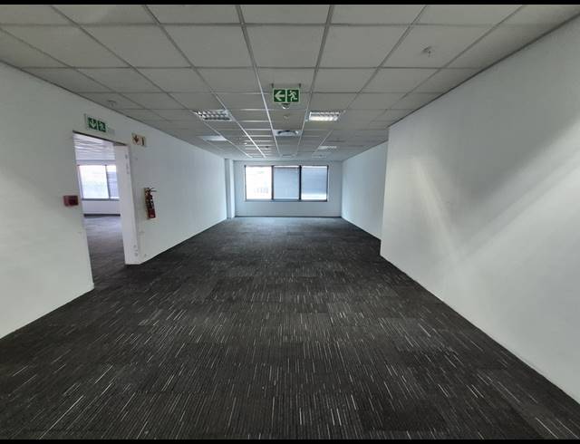 348M² OFFICE TO LET IN SANDTON CENTRAL